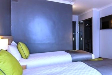 Hotel Thistle Express London Luton 3*