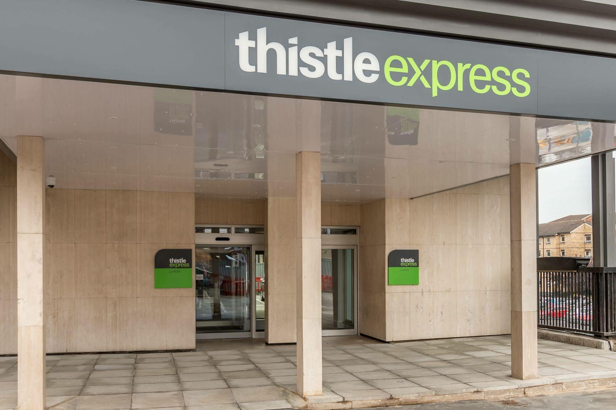 Thistle Express London Luton Hotel 3*